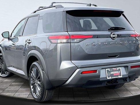 New 2026 Nissan Pathfinder SL w/ SL Premium Package FWD image 4