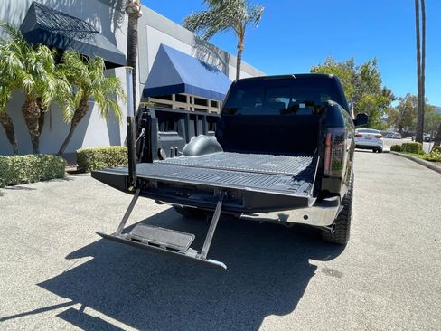 Used 2018 Ford F150 XLT w/ Equipment Group 302A Luxury RWD image 12