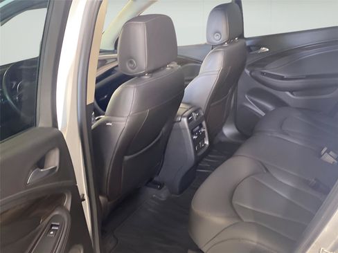 Used 2019 Buick Envision Essence AWD/4WD image 22