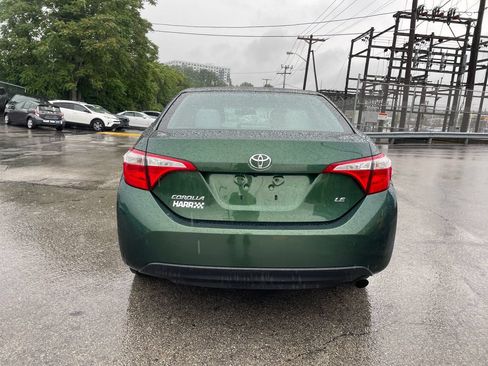 Used 2015 Toyota Corolla LE FWD image 4