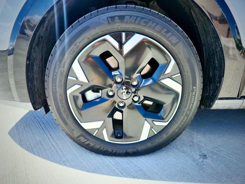 Used 2023 Kia Niro Wind image 21