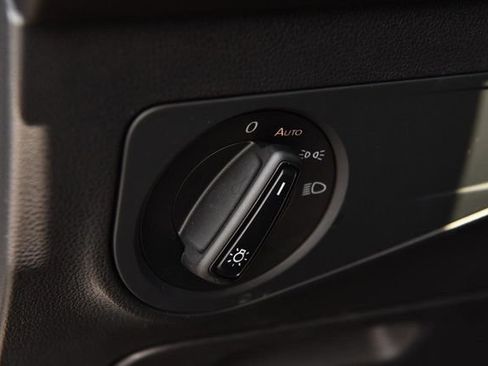 Certified 2023 Volkswagen Tiguan S FWD image 9