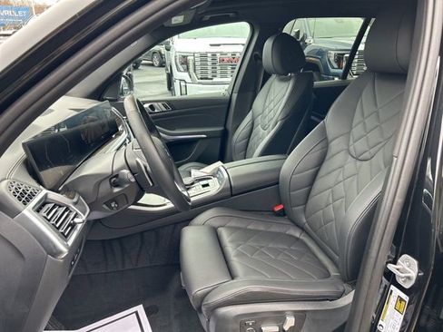 Used 2025 BMW X5 xDrive40i w/ Premium Package image 14