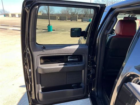 Used 2013 Ford F150 Limited image 33