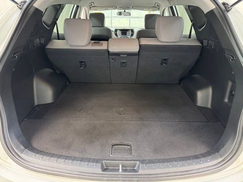 Used 2018 Hyundai Santa Fe Sport image 23