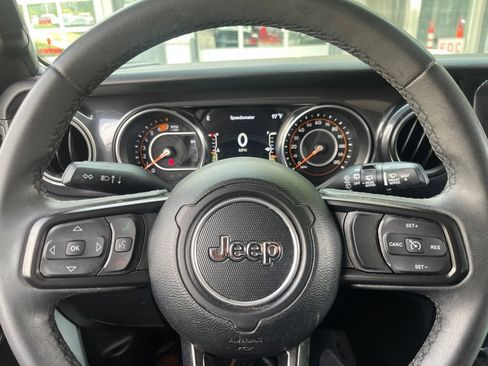 Used 2023 Jeep Wrangler Unlimited Sport AWD/4WD image 27
