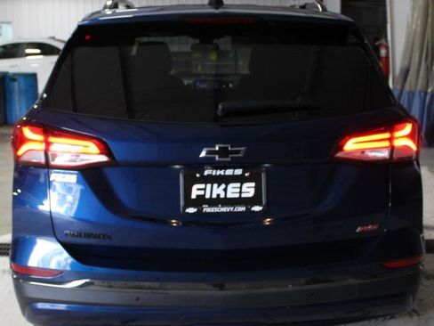 Used 2022 Chevrolet Equinox RS w/ RS Leather Package image 21