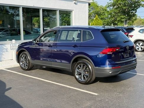 Used 2022 Volkswagen Tiguan SE AWD/4WD image 5