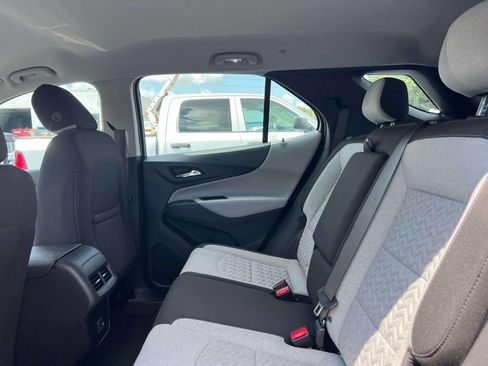 Used 2023 Chevrolet Equinox LS FWD image 13