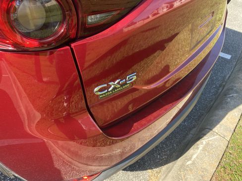 Used 2021 MAZDA CX-5 Touring FWD image 12
