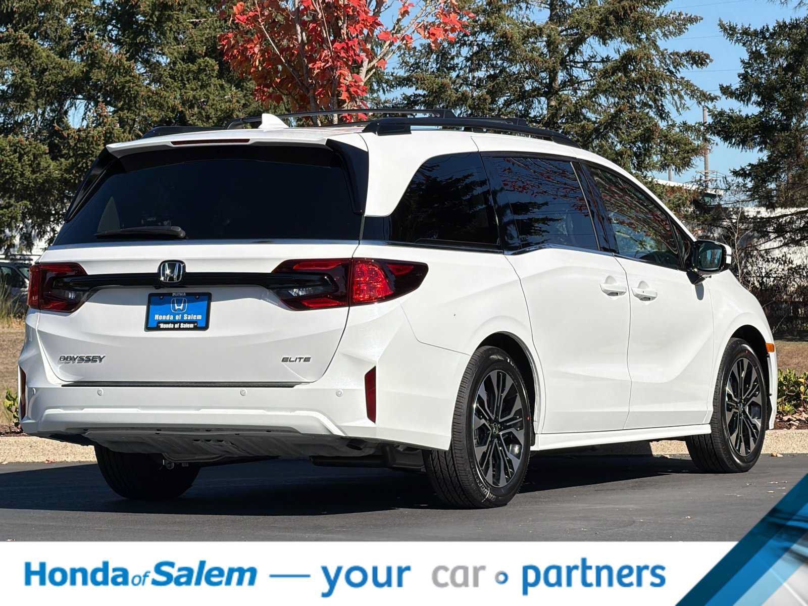 New 2027 Honda Odyssey Elite image 2