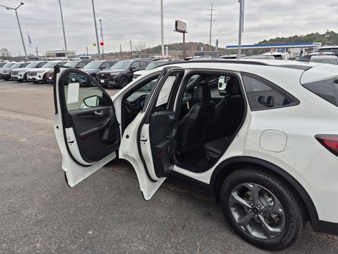 New 2026 Ford Escape ST-Line w/ Tech Pack #1 image 14