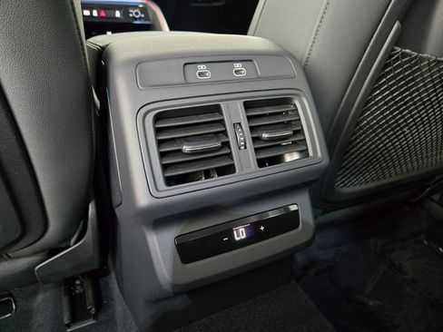 Used 2025 Audi Q5 Premium Plus AWD/4WD image 13