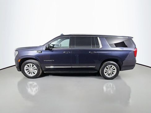 Used 2024 GMC Yukon XL SLT w/ SLT Luxury Package AWD/4WD image 9