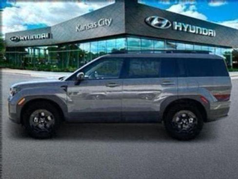 Used 2025 Hyundai Santa Fe XRT image 3