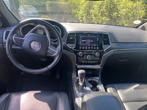 Used 2020 Jeep Grand Cherokee Limited w/ Trailer Tow Group IV AWD/4WD image 6