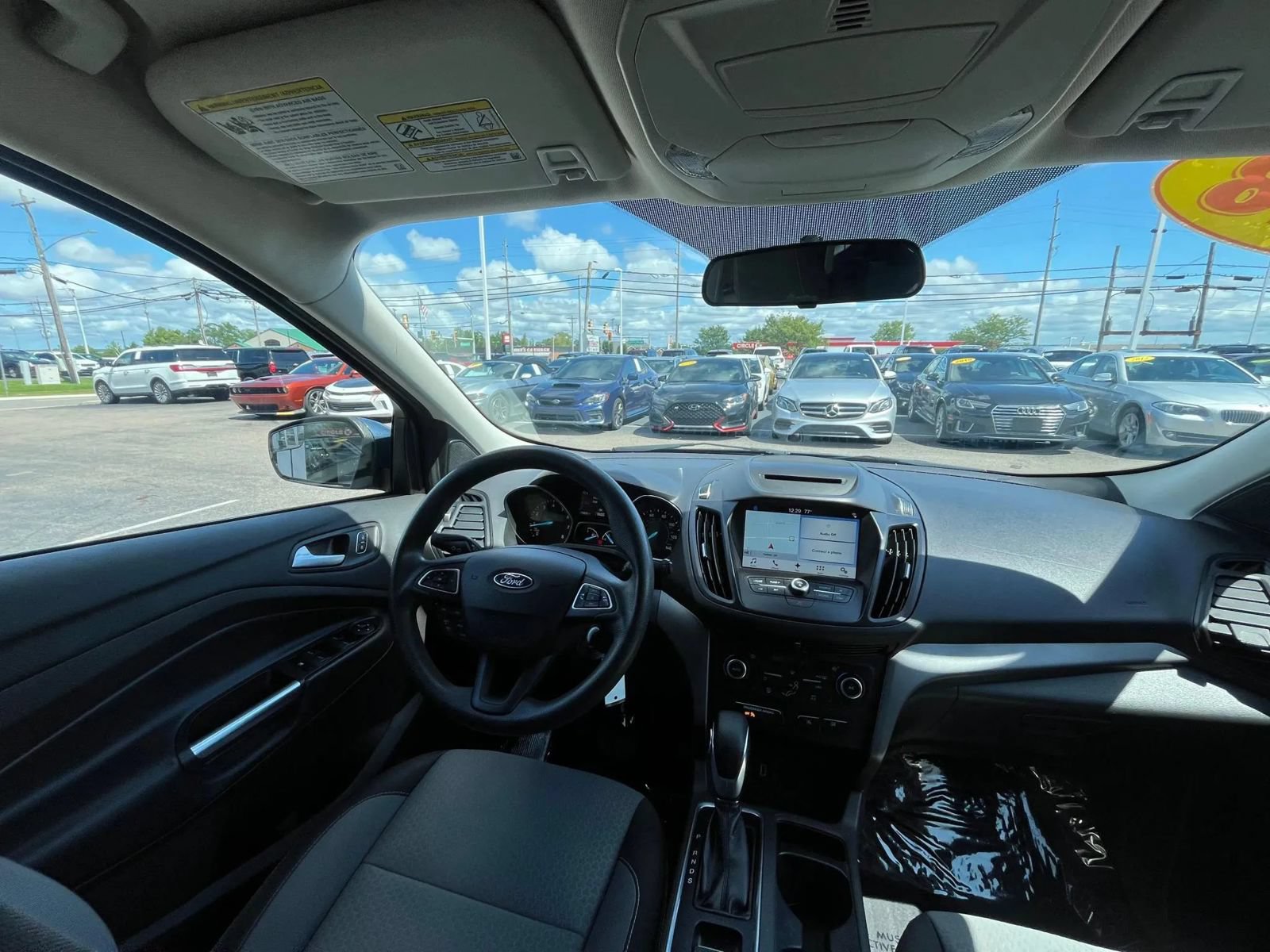 Used 2018 Ford Escape SE w/ SE Sync 3 Package AWD/4WD image 33