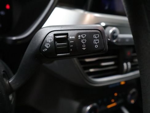 Used 2025 Ford Escape Active AWD/4WD image 36