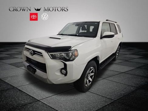 Used 2020 Toyota 4Runner TRD Off-Road image 3