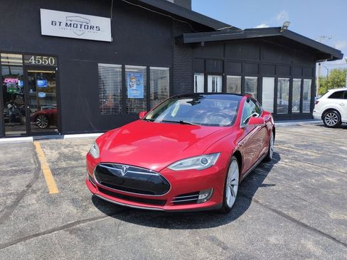 Used 2013 Tesla Model S RWD image 4