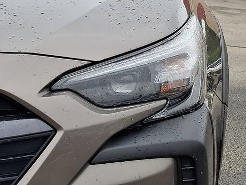 Certified 2023 Subaru Outback Premium AWD/4WD image 9