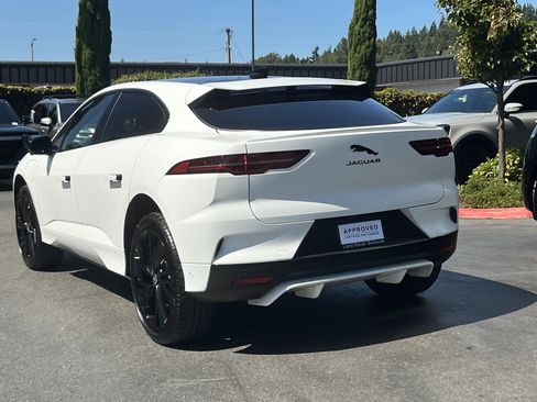 Certified 2024 Jaguar I-PACE R-Dynamic HSE image 6