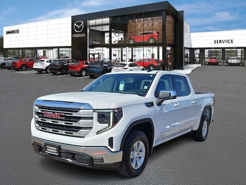 Used 2023 GMC Sierra 1500 SLE image 2