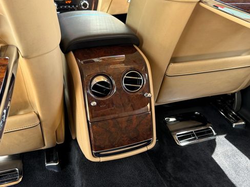 Used 2020 Rolls-Royce Phantom Extended Wheelbase RWD image 44