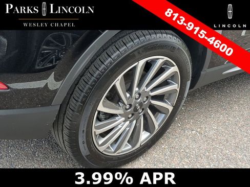 Certified 2025 Lincoln Corsair Reserve image 12