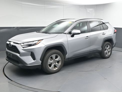 Certified 2024 Toyota RAV4 XLE image 4