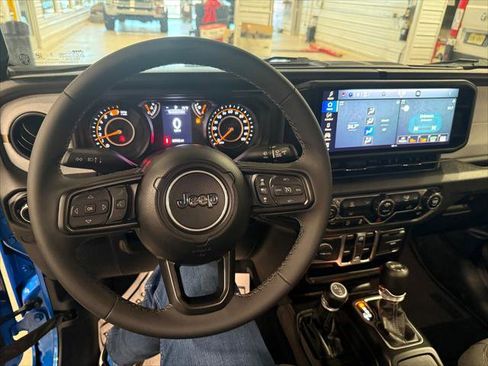 Certified 2025 Jeep Wrangler Unlimited Sport AWD/4WD image 45