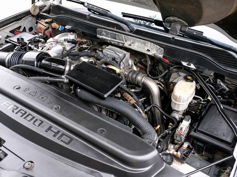 Used 2019 Chevrolet Silverado 3500 LTZ w/ Duramax Plus Package image 43