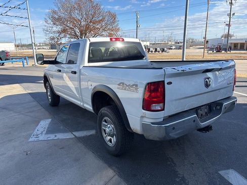 Used 2018 RAM 2500 Tradesman w/ Chrome Appearance Group image 3