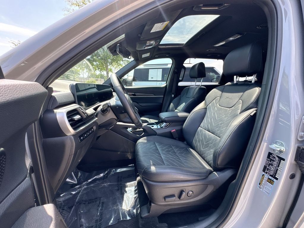 Used 2023 Kia Telluride EX X-Line AWD/4WD image 19
