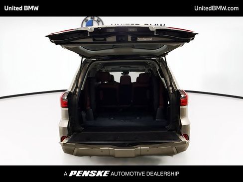 Used 2021 Lexus LX 570 4WD w/ Luxury Package image 14