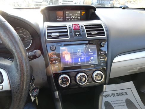 Used 2017 Subaru Forester 2.5i Premium w/ Popular Package #2A image 19