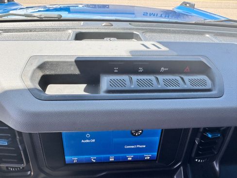 Used 2023 Ford Bronco Black Diamond image 14