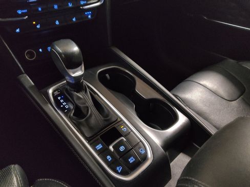 Used 2019 Hyundai Santa Fe AWD image 26