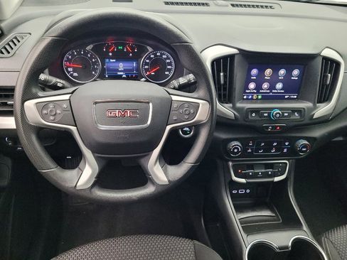 Used 2024 GMC Terrain SLE image 22