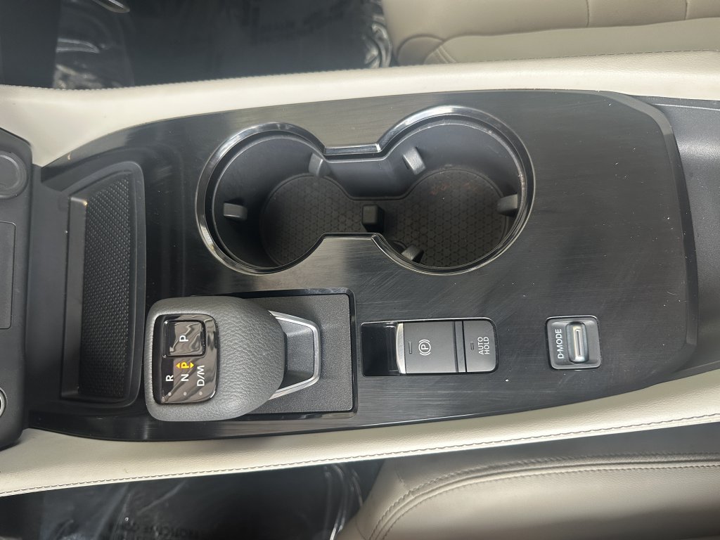 Used 2023 Nissan Rogue SL FWD image 29