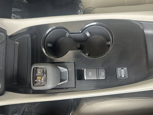 Used 2023 Nissan Rogue SL image 29