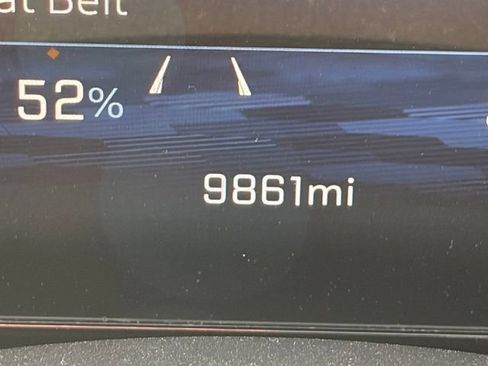 Used 2024 Chevrolet Equinox EV LT FWD image 17