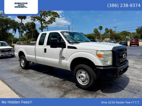 Used 2011 Ford F250 XL AWD/4WD image 3