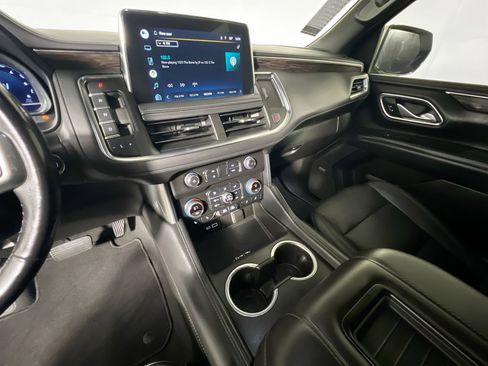 Used 2022 Chevrolet Suburban LT image 26