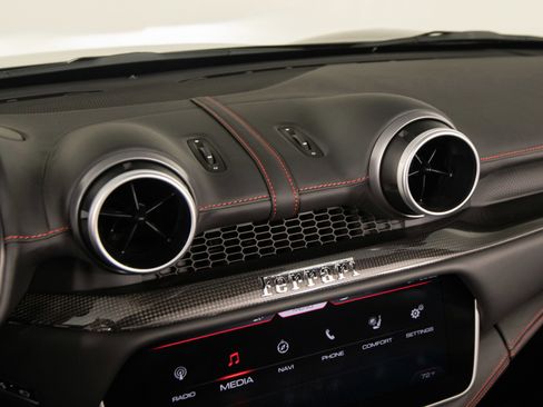Certified 2022 Ferrari Portofino M RWD image 25