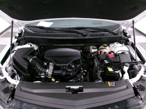 Used 2023 Cadillac XT6 Sport w/ LPO, ONYX Package image 20