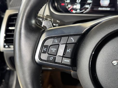 Used 2024 Jaguar F-TYPE R-Dynamic image 19