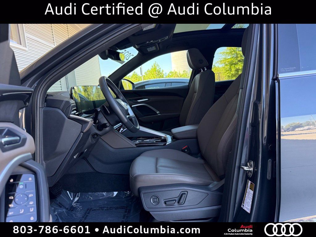 Certified 2025 Audi Q5 Premium w/ Convenience Package AWD/4WD image 24