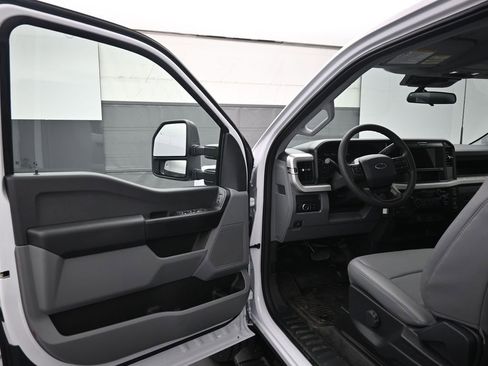 New 2026 Ford F350 XL w/ XL Driver Assist Package image 8