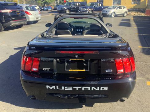 Used 2004 Ford Mustang GT image 14